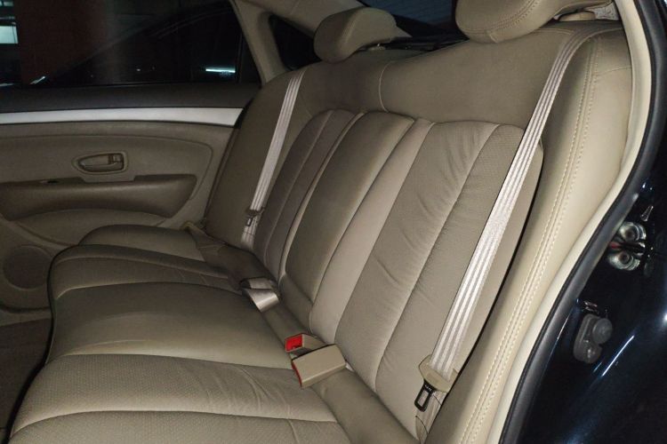 日产 轩逸 2012款 经典 1.6XL 自动豪华版中控内饰7004