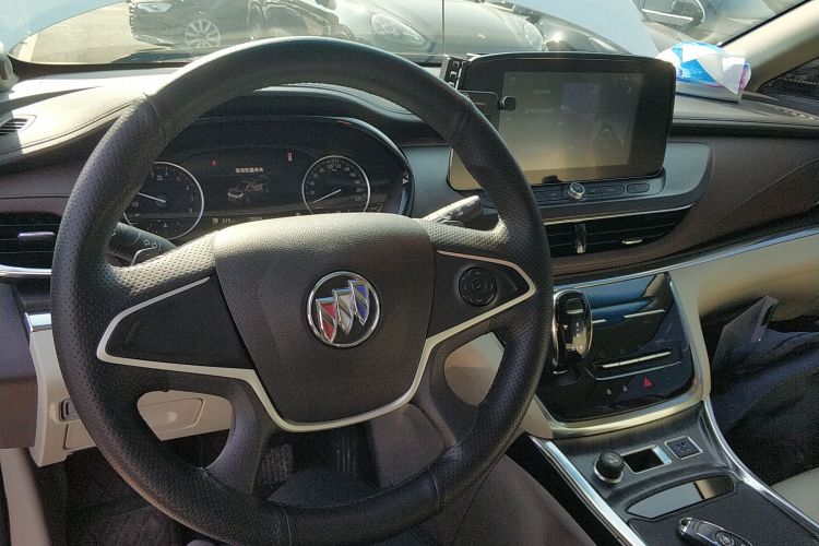 别克GL8 2023款 陆上公务舱 舒适型中控内饰7002