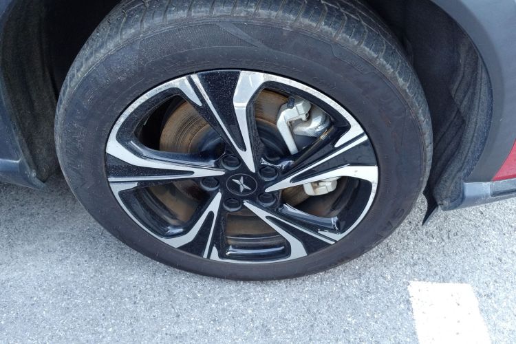 小鹏G3 2020款 520 尊享版车身外观6007