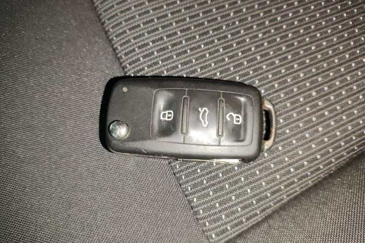 大众 朗逸 2017款 1.6L 自动风尚版中控内饰7001