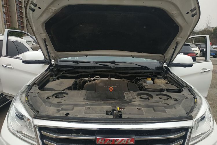 哈弗H9 2017款 2.0T 汽油四驱尊贵型 7座机舱底盘24