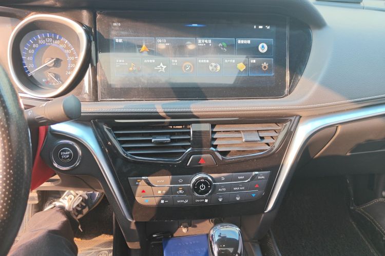 启辰T90 2018款 2.0L CVT智联领尚版 国V中控内饰16