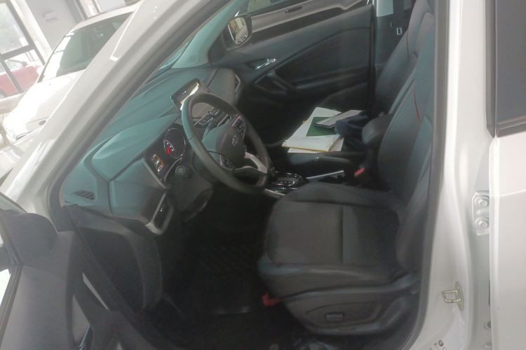 雪佛兰 创酷 2021款 Redline 335T CVT极版 国VI中控内饰20