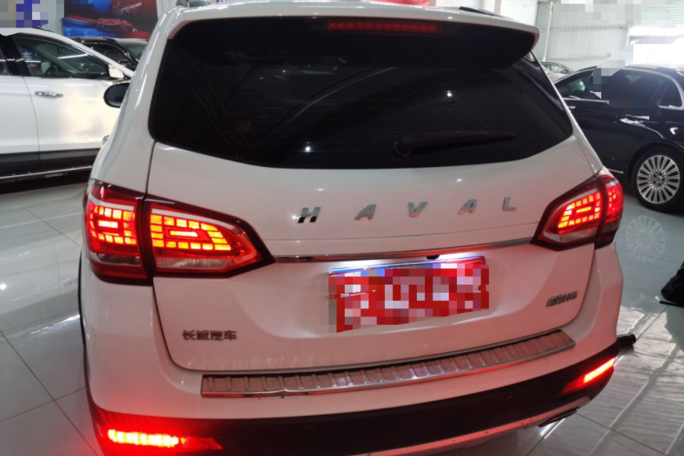 哈弗H6 2014款 运动版 2.4L 自动精英型车身外观6