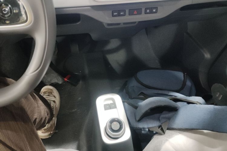 吉利银河 熊猫 2025款 210km 元气熊中控内饰18