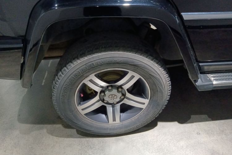 北京BJ80 2017款 2.3T 自动建军90周年纪念版车身外观6008