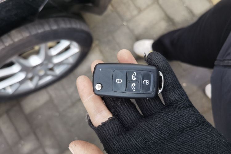 大众 迈特威 2017款 2.0TSI 四驱尊享版 7座中控内饰7001