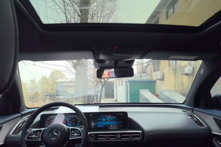 奔驰EQC 2021款 EQC 400 4MATIC中控内饰22