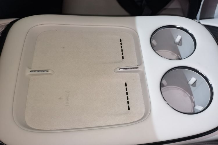 小鹏G7 2025款 702 超长续航 Ultra中控内饰11