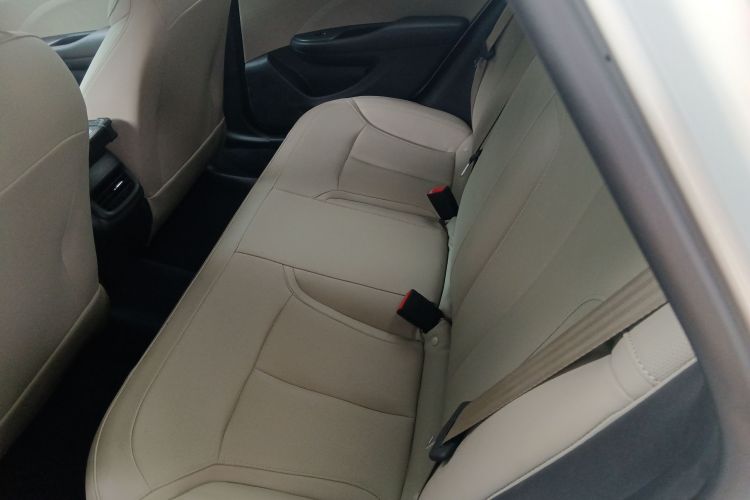 别克 英朗 2021款 典范 1.5L 自动精英型中控内饰7004