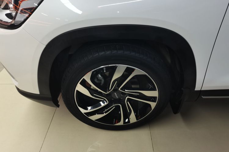 捷途X90 2019款 1.5T DCT智享型 6座 国VI车身外观6007