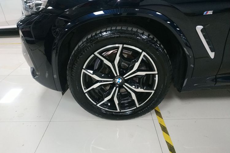 宝马X3 2022款 改款 xDrive25i M运动套装车身外观6007
