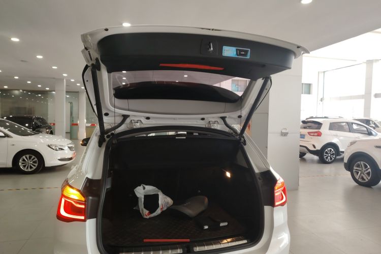 宝马X1 2019款 sDrive18Li 尊享型局部细节23