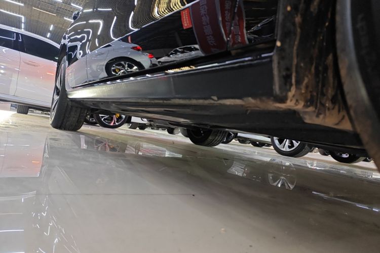 大众 帕萨特 2025款 Pro 380TSI 龙耀版局部细节9001