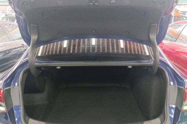 别克 君威 2021款 GS 28T 精英型局部细节23