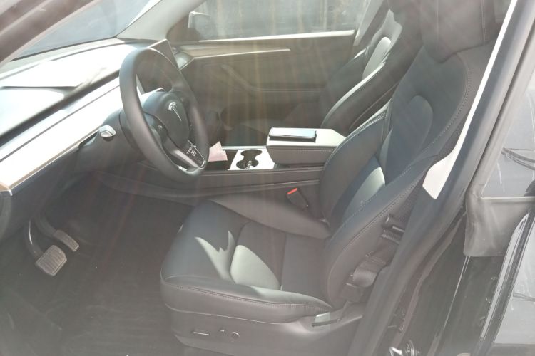 特斯拉 Model Y 2022款 改款 后轮驱动版局部细节19