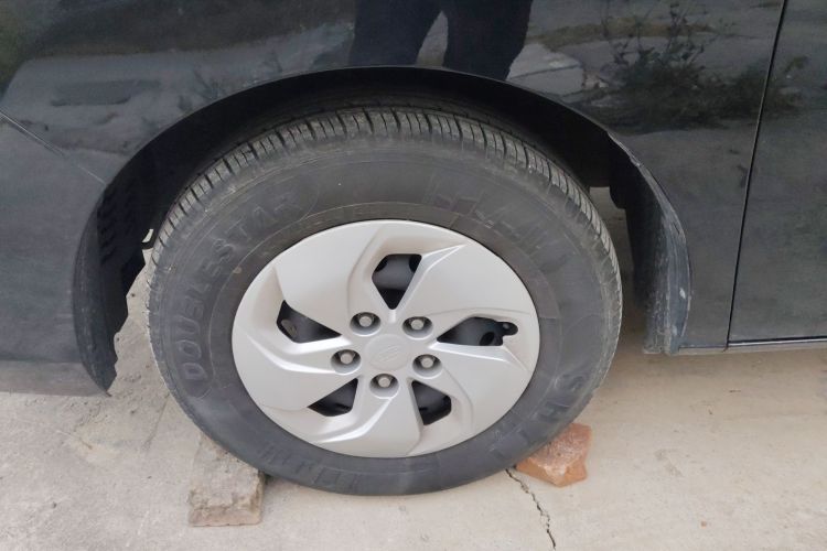 江淮瑞风 瑞风M4 2021款 2.0L 手动舒适版车身外观6007