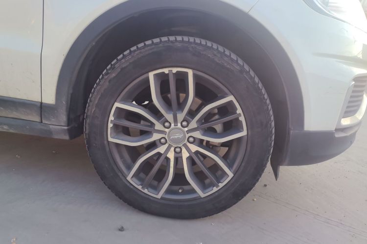 陆风X7 2018款 劲越 1.5T 全景尊享型车身外观10