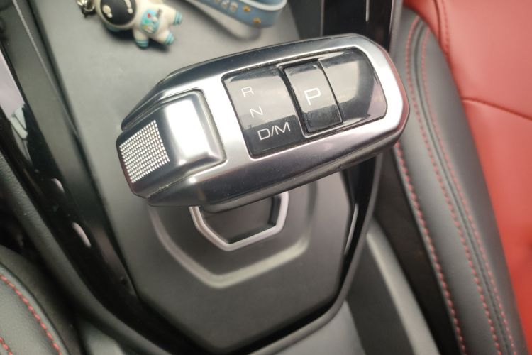 哈弗H2s 2018款 红标 1.5T 双离合精英型中控内饰18