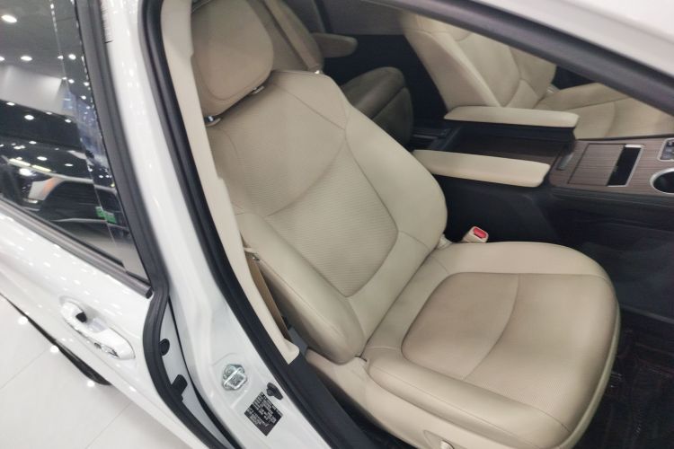 丰田 赛那SIENNA 2021款 2.5L混动 豪华版局部细节41