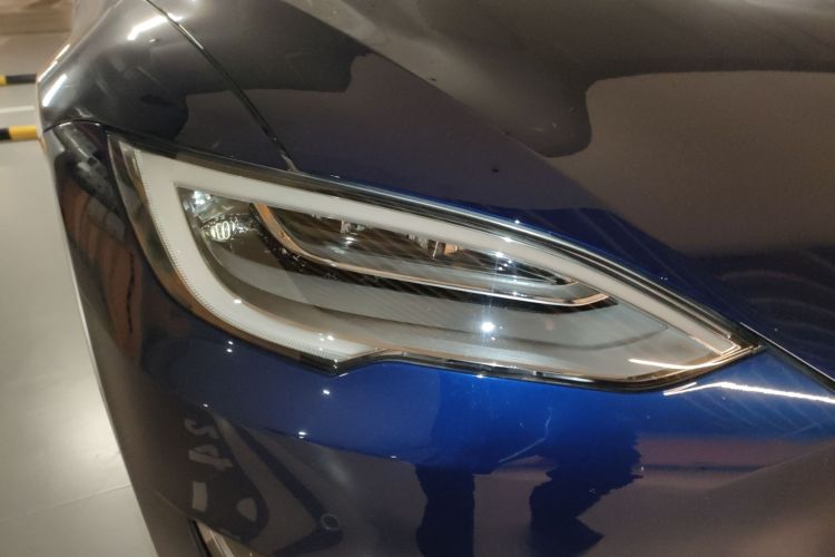 特斯拉 2017款 Model S 75D 标准续航版车身外观8