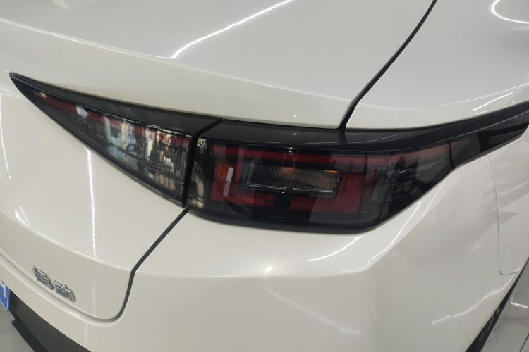 长安 逸动 2024款 1.5T GDI自动 尊贵型车身外观6006