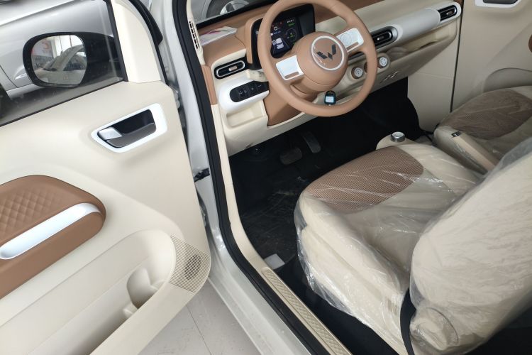 五菱汽车 宏光MINIEV 2024款 第三代 215km 青春版中控内饰7003