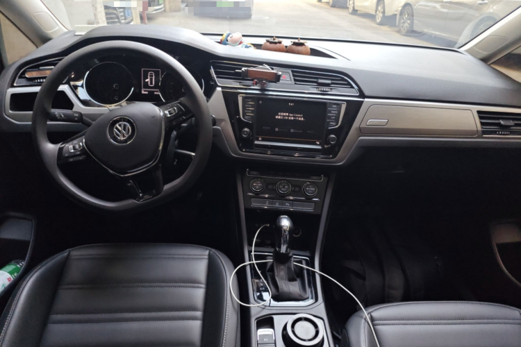 大众 2018款 途安L 280TSI DSG舒适版 7座 国V中控内饰12
