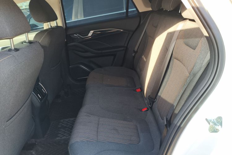 奔腾B70 2022款 第三代 1.5T 自动乐享型中控内饰7004