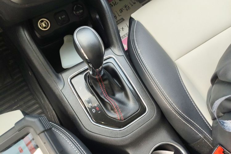 长安CS35 2017款 1.6L 自动豪华型局部细节18