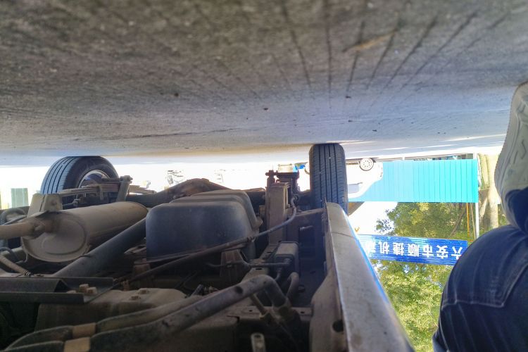 五菱汽车 五菱荣光V 2016款 1.5L标准型局部细节9001