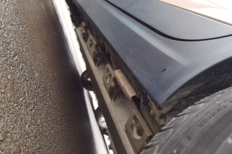 零跑汽车 零跑T03 2021款 400豪华版局部细节9002