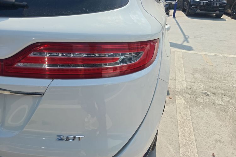 林肯MKC 2019款 2.0T 两驱尊享版 国V车身外观9