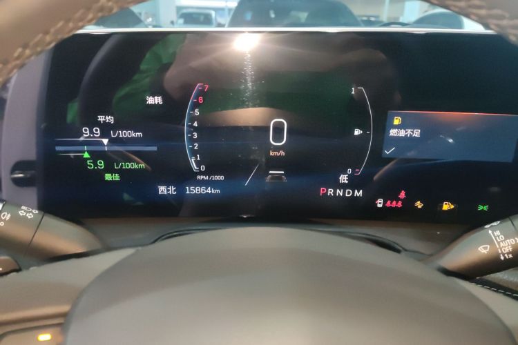 凯迪拉克XT4 2024款 28T 两驱豪华型中控内饰14