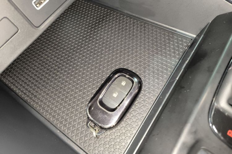 本田 皓影 2025款 240TURBO 两驱精英版 5座中控内饰11