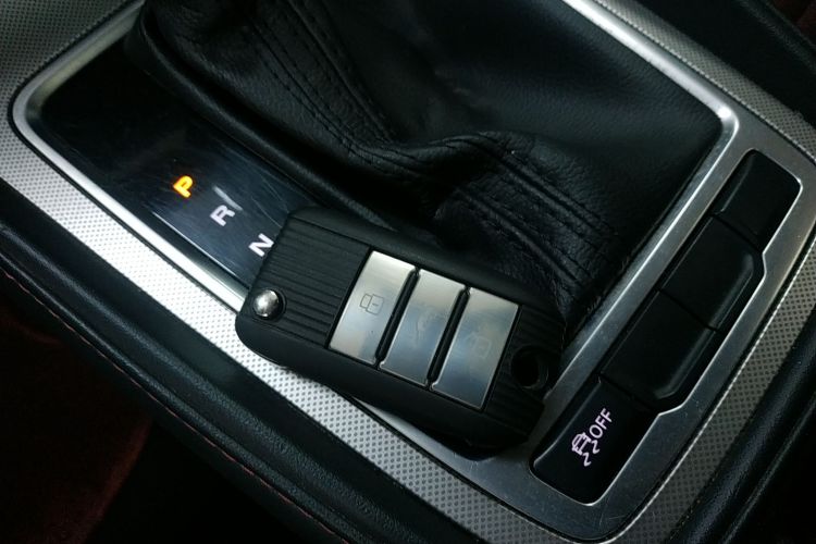 名爵 MG6 2019款 20T 自动星辉版中控内饰7001