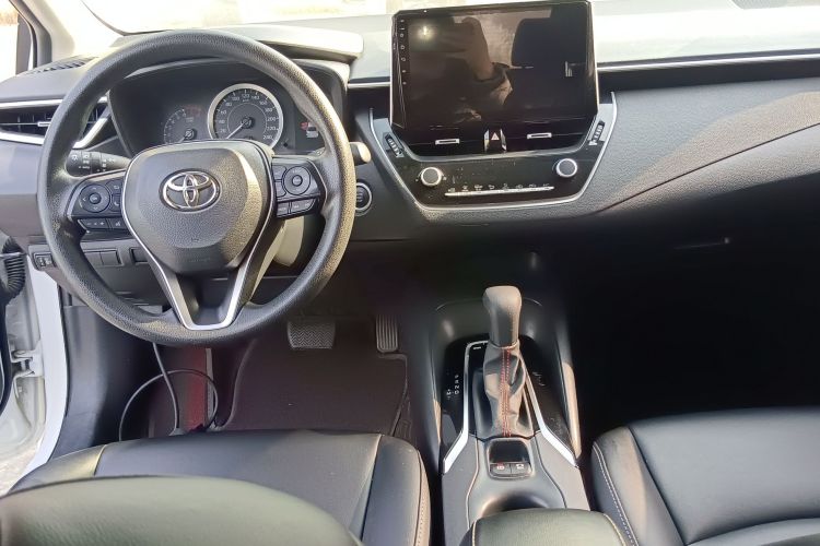 丰田 卡罗拉 2021款 1.2T S-CVT精英PLUS版中控内饰7002