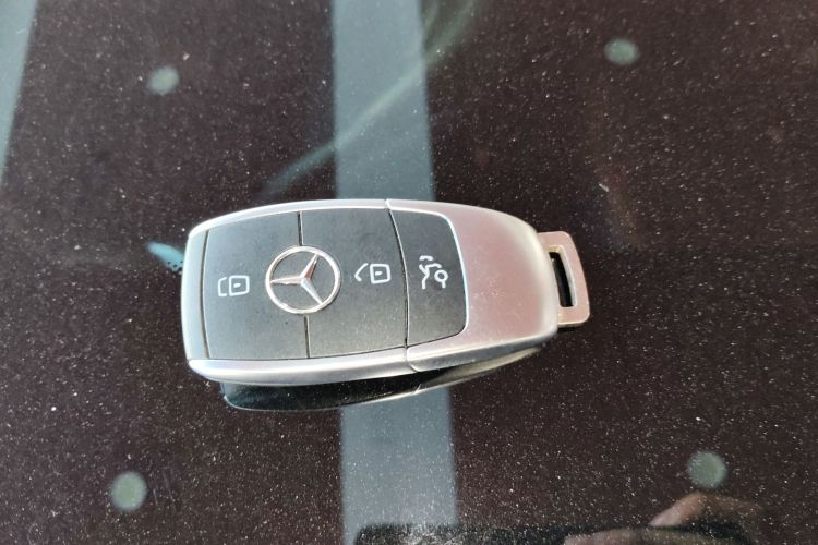 奔驰C级 2020款 改款 C 260 L 运动版中控内饰7001