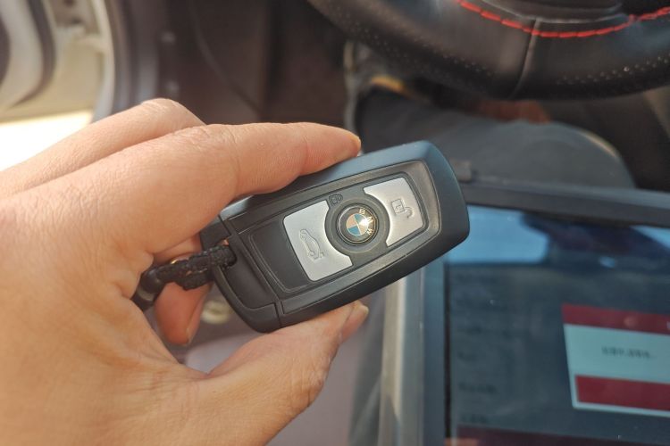 宝马3系 2019款 320Li 时尚型中控内饰11