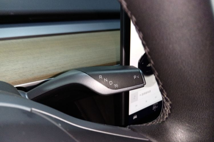 特斯拉 Model Y 2022款 后轮驱动版局部细节18