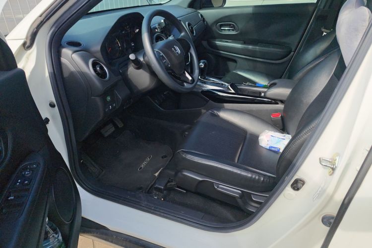 本田XR-V 2021款 220TURBO CVT舒适版中控内饰20