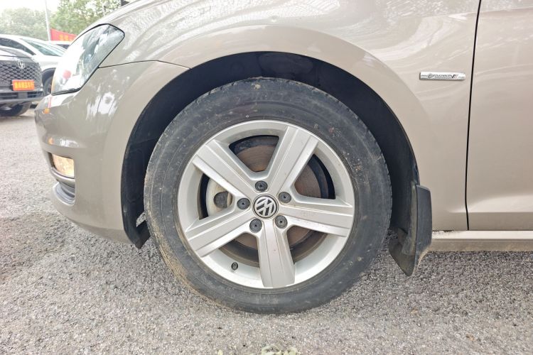 大众 高尔夫 2017款 230TSI 手动舒适百万辆纪念版车身外观6007