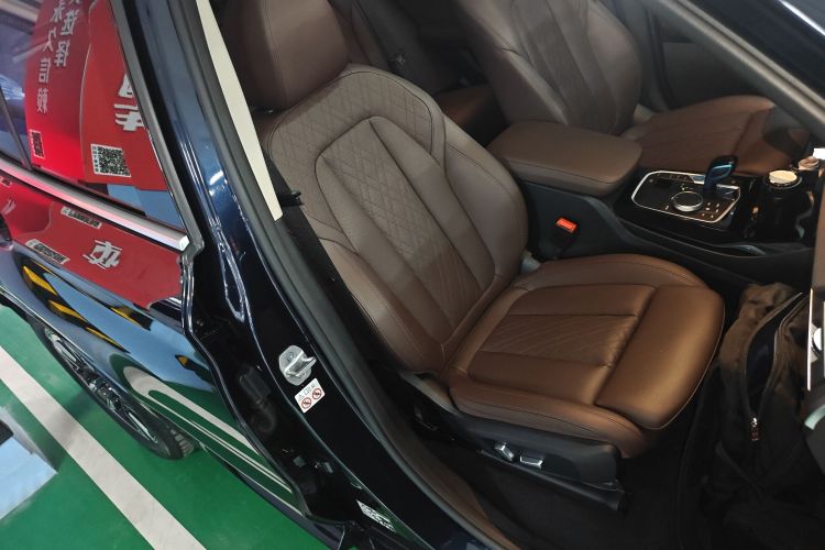 宝马iX3 2022款 领先型局部细节41