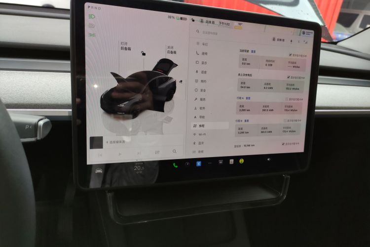 特斯拉 Model Y 2024款 长续航全轮驱动版局部细节16