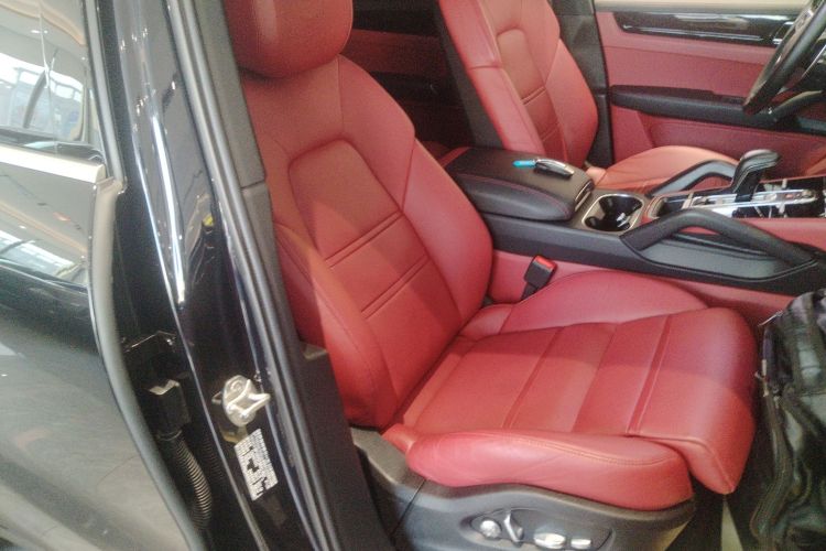 保时捷 2019款 Cayenne 3.0T局部细节41