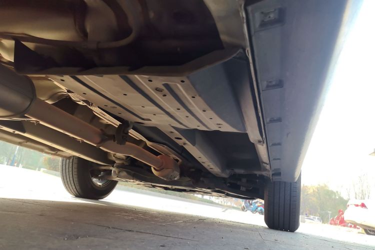 北京现代ix35 2015款 2.0L 手动两驱舒适型 国V局部细节9002