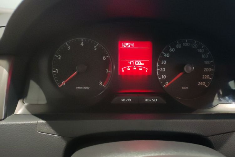 大众 桑塔纳 2015款 1.6L 自动舒适版中控内饰14