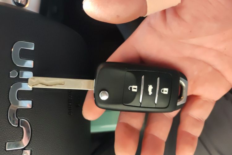 长安启源 长安Lumin 2023款 301km 蜜沁款中控内饰11