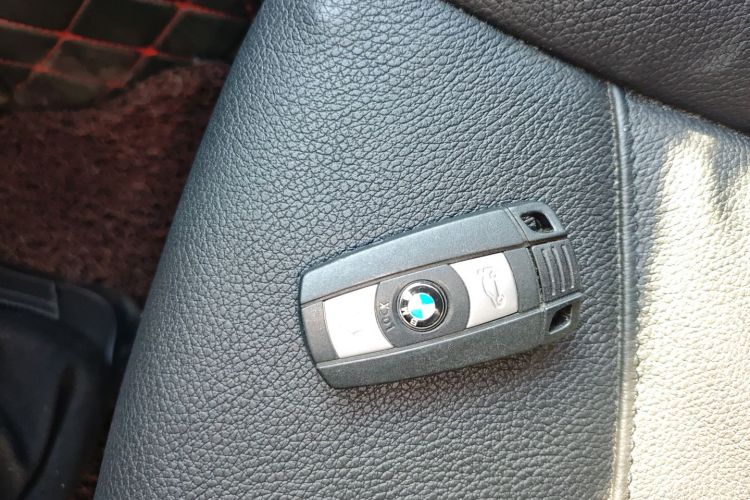 宝马X1 2014款 sDrive18i X设计套装中控内饰11