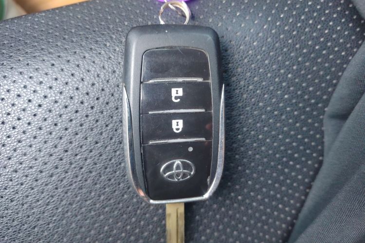 丰田 YARiS L 致炫 2021款 致炫X 1.5L CVT领先版中控内饰7001